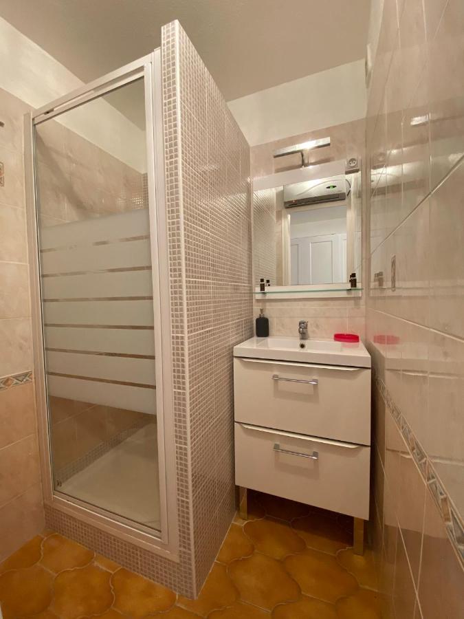 Ferienwohnung Les Locations Cinaureva « L'Argentiere » La Londe-les-Maures Exterior foto
